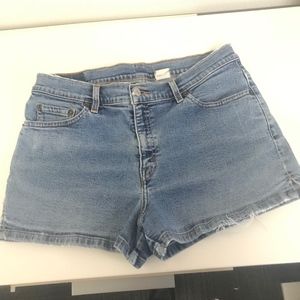 Retro 561 High Waist Levy's Shorts Size 13